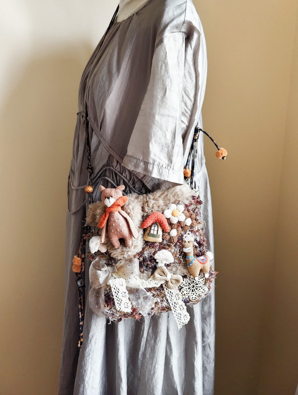 Handmade Plush Bear and Floral Crossbody Bag, Crochet Cottagecore Shoulder Bag - Picture 3 of 16